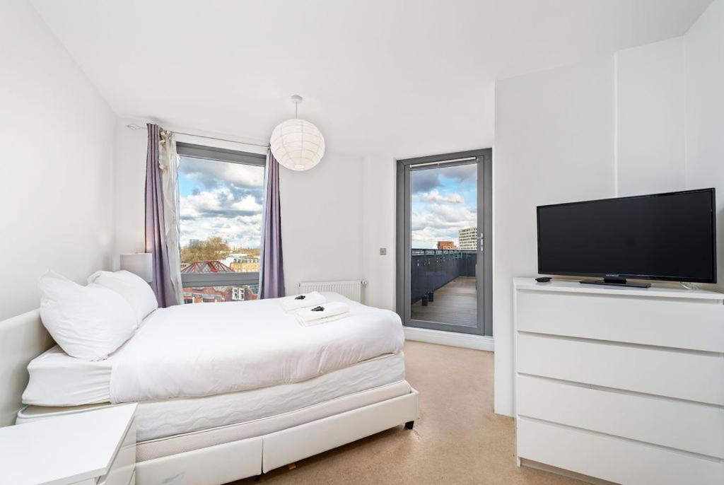 Modern Serviced 3-Bedroom Flat In East London Exterior foto